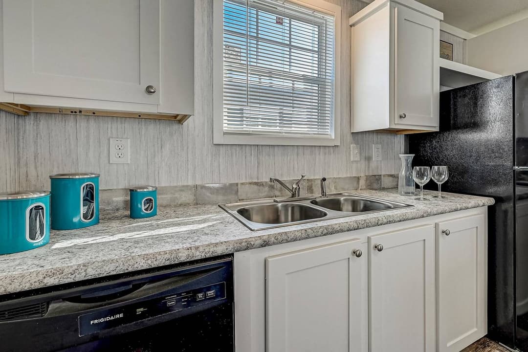 Grand slam 2848302 kitchen home features