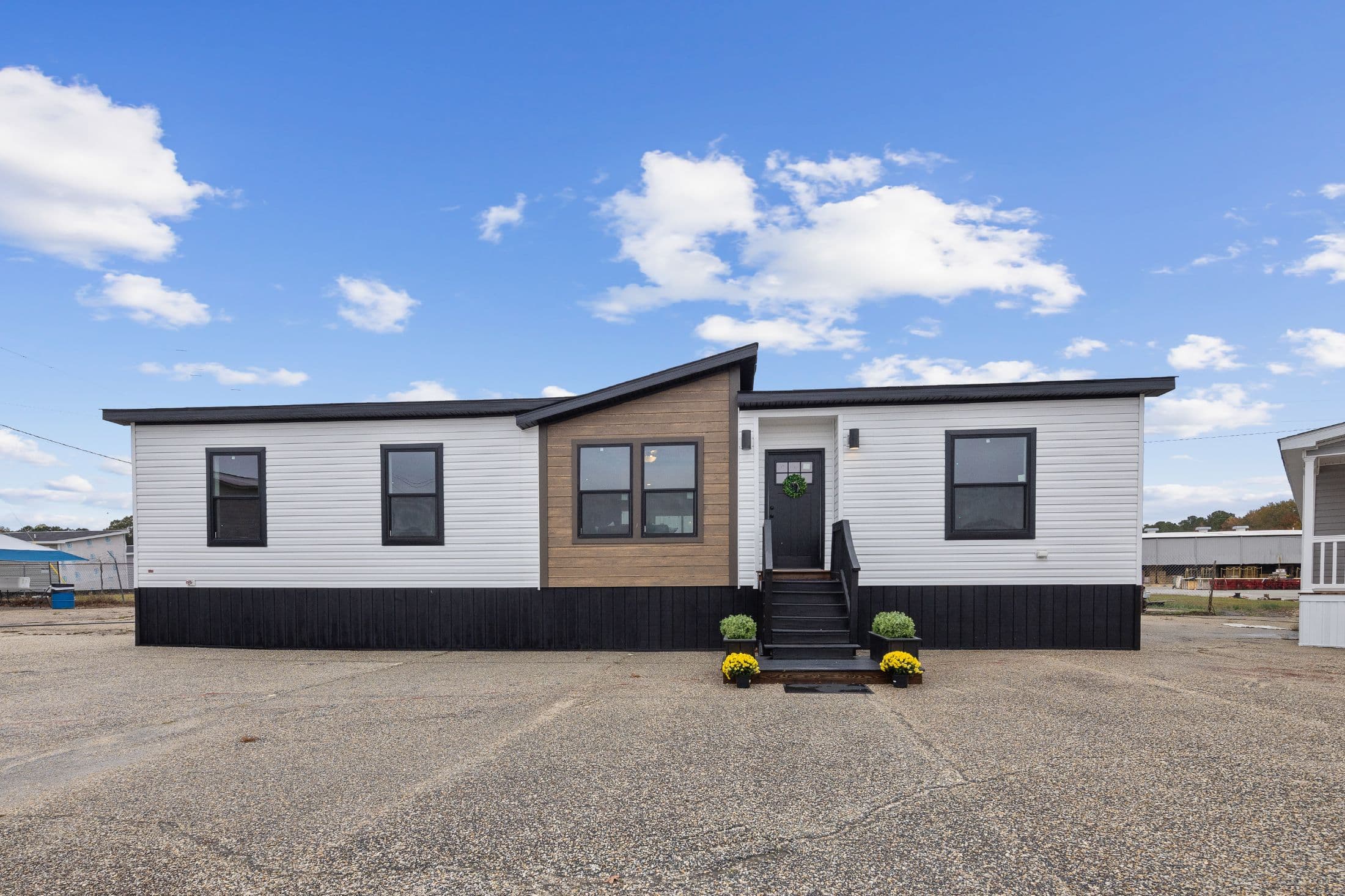 The altitude 2 exterior home features