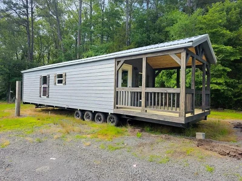 Rustic ridge | 4b 108 hero, elevation, and exterior home features