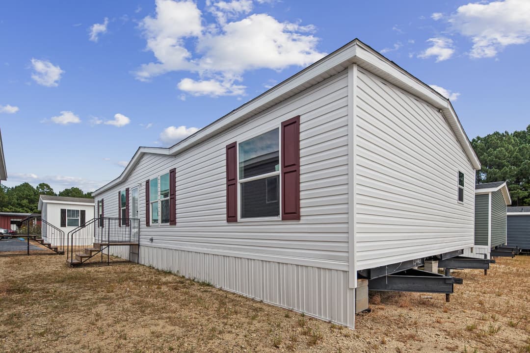 Riverbank 2856 (inventory) exterior home features