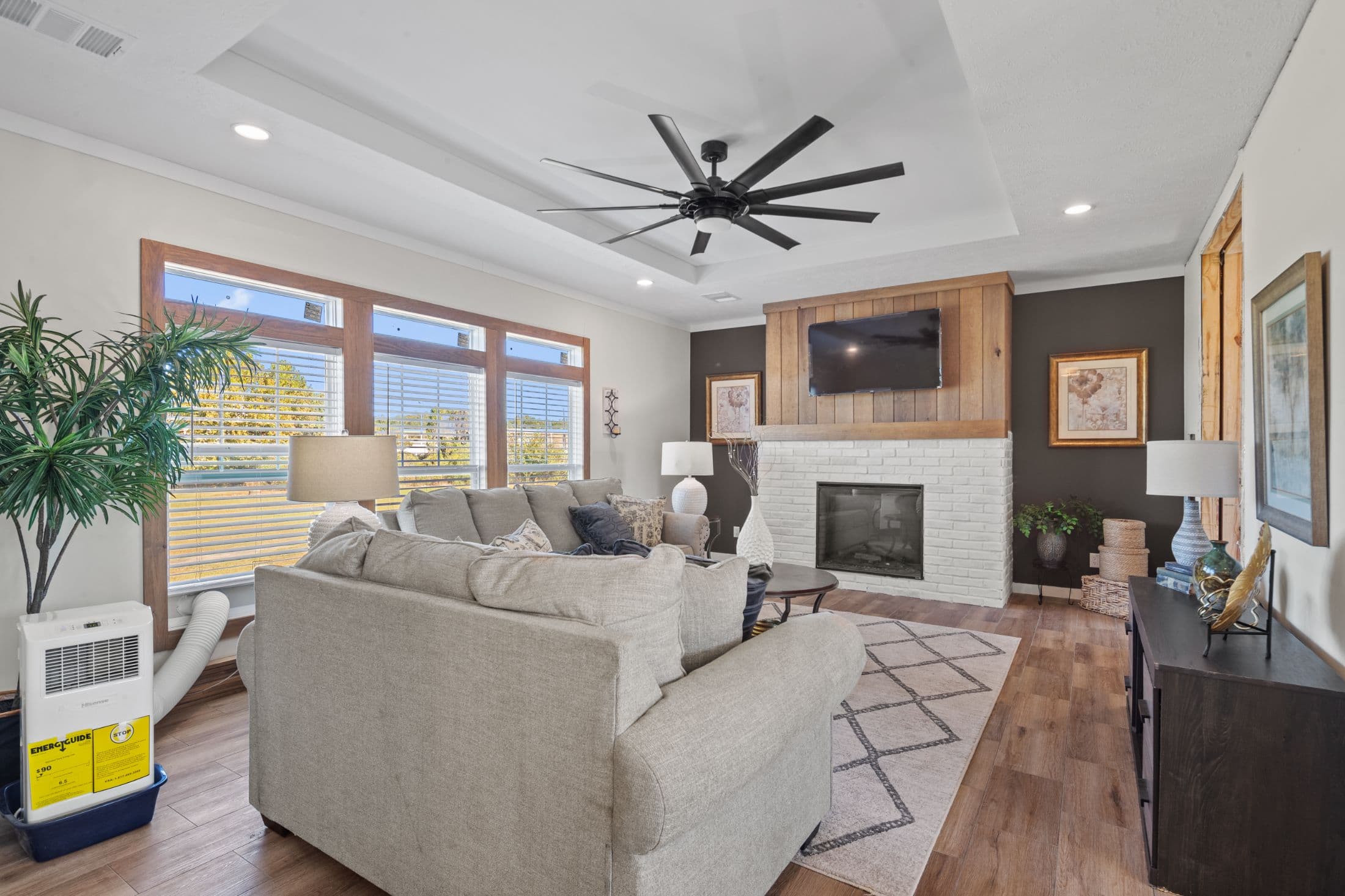 The twin creek interior home features