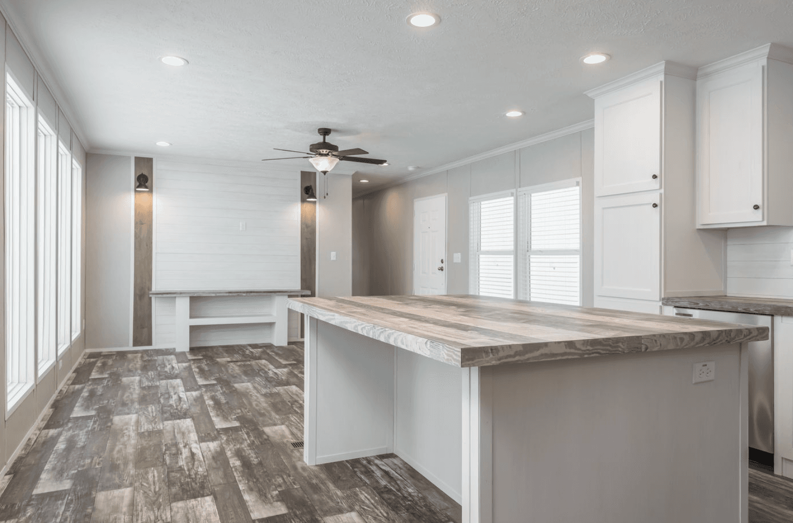 Willow  home features