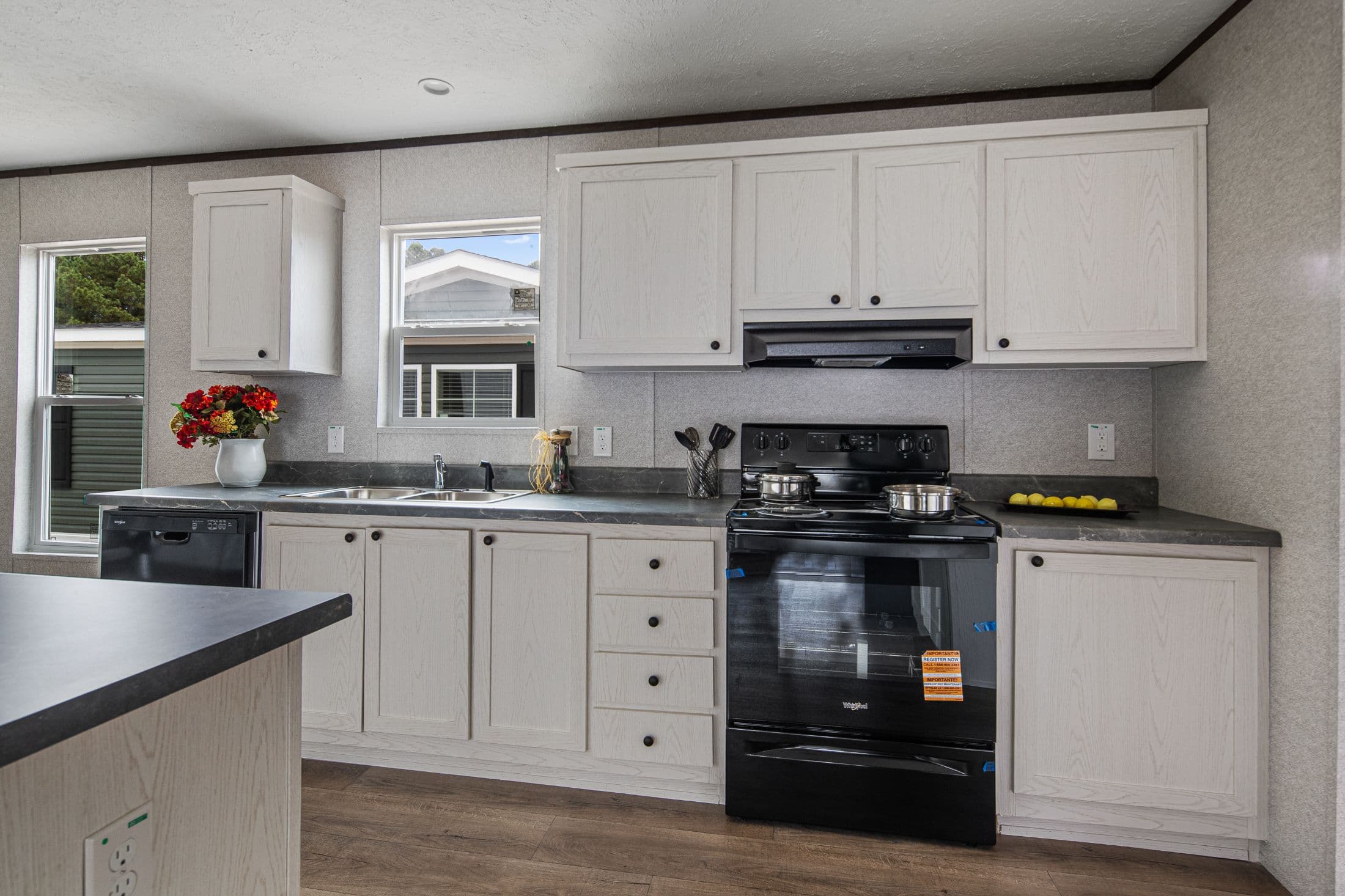 Riverbank 2856 (inventory) kitchen home features