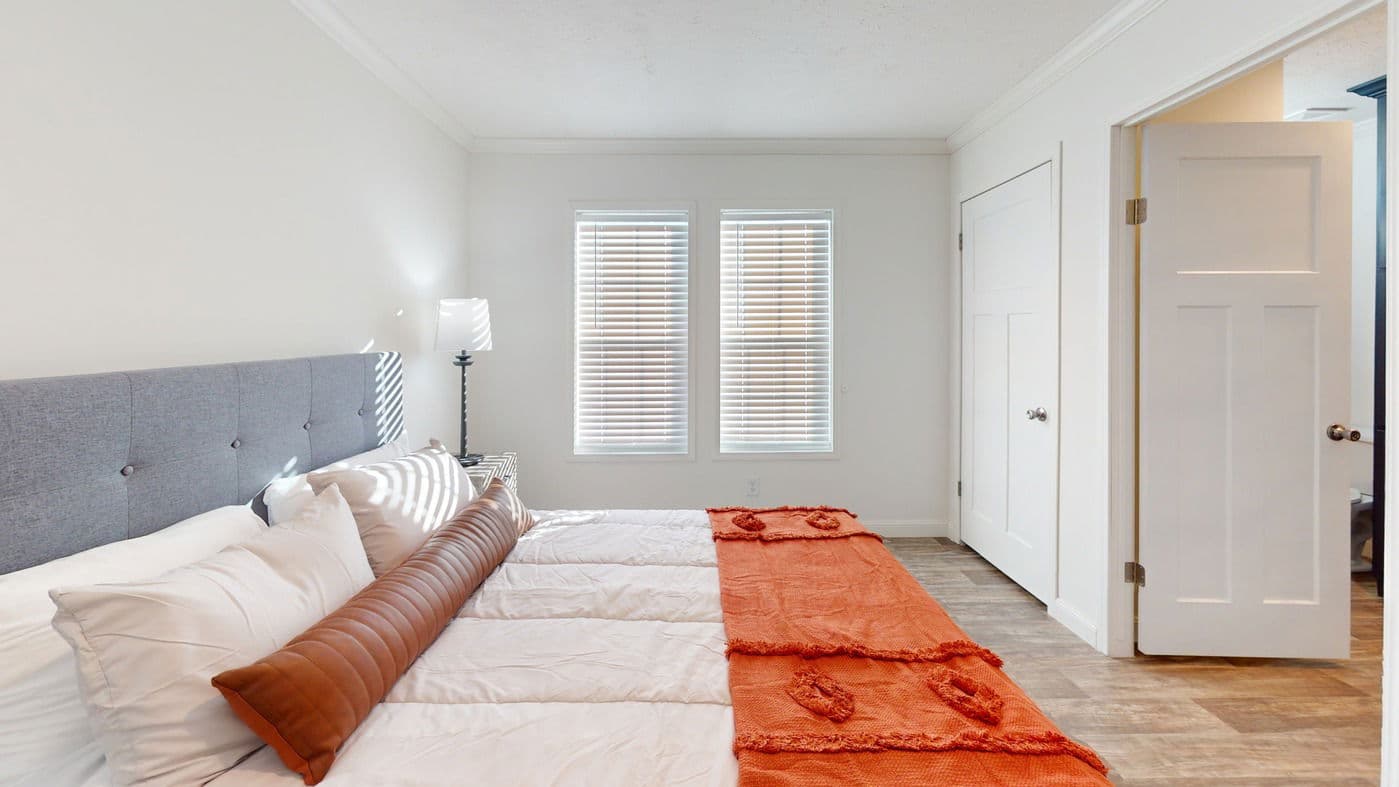 Sugar run duplex bedroom home features