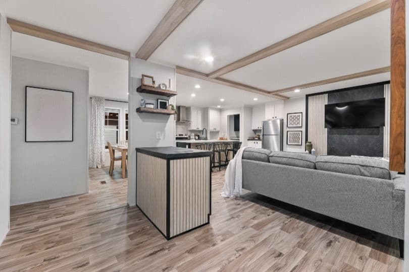 Vivid 28603n interior home features