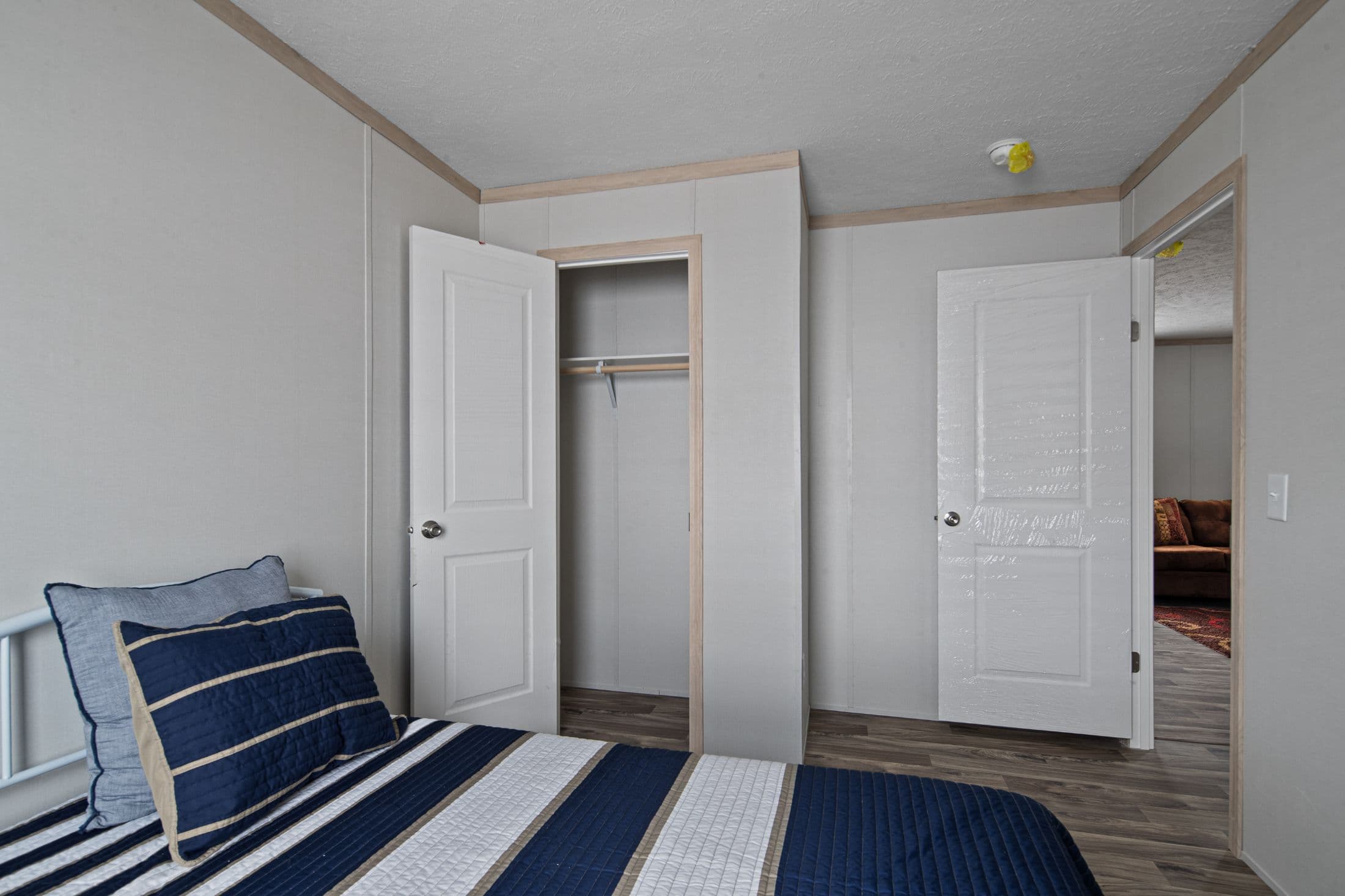 Sage (inventory) bedroom and interior home features