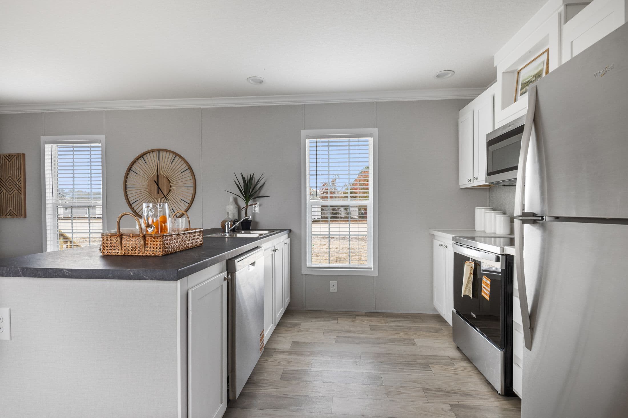 Firefly kitchen home features