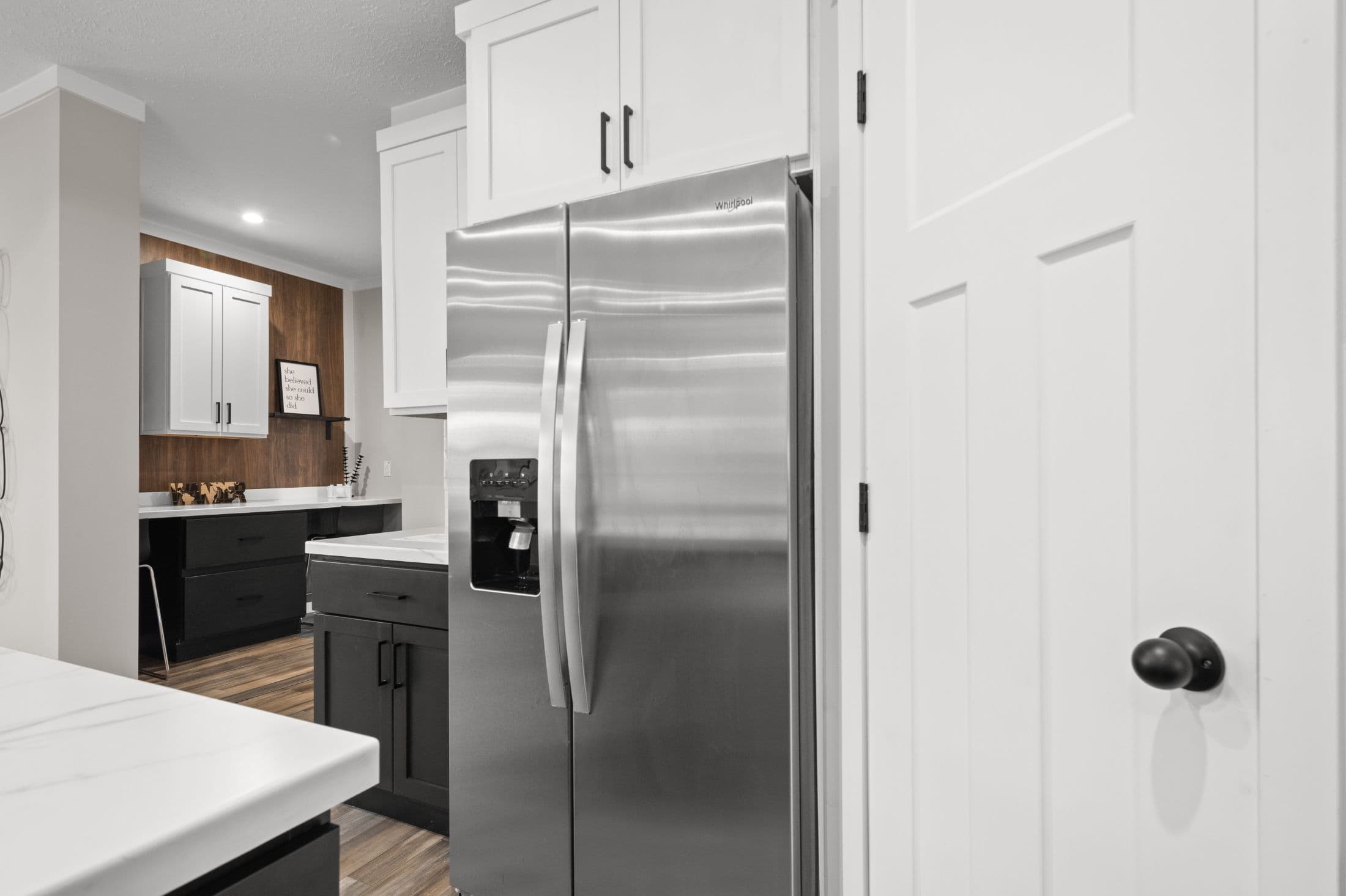 The altitude 1  home features