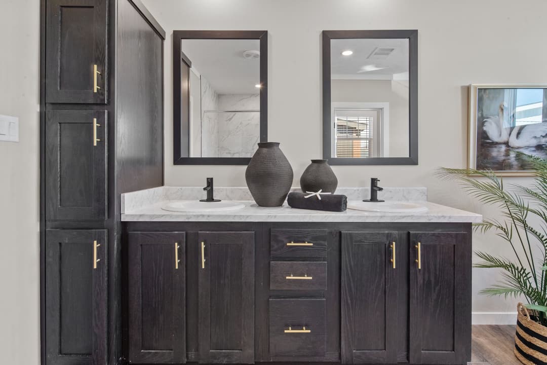 The hangout bathroom home features