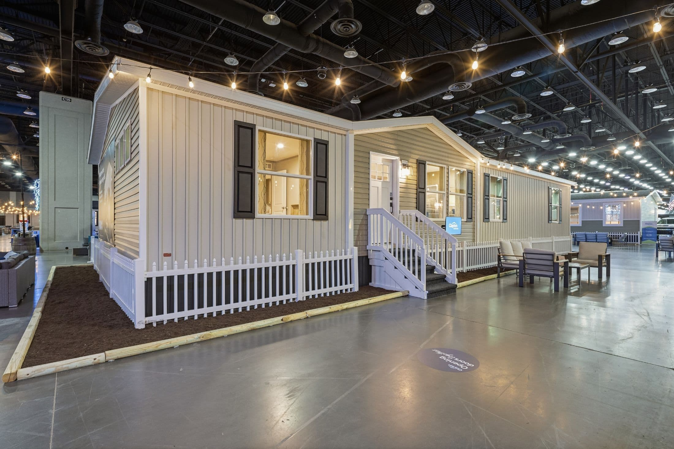 Expedition  home features