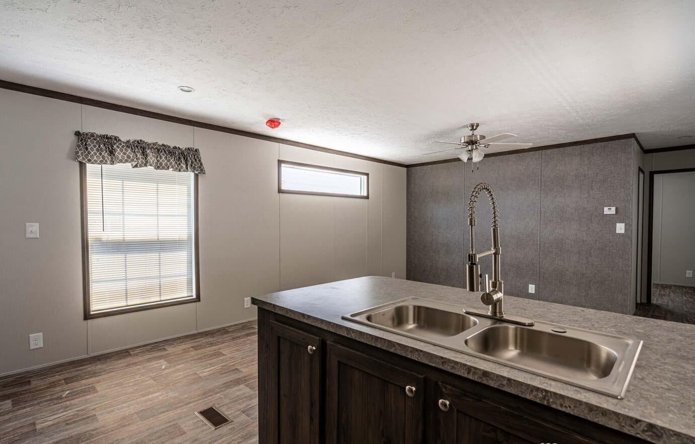 Pure 16562u kitchen home features