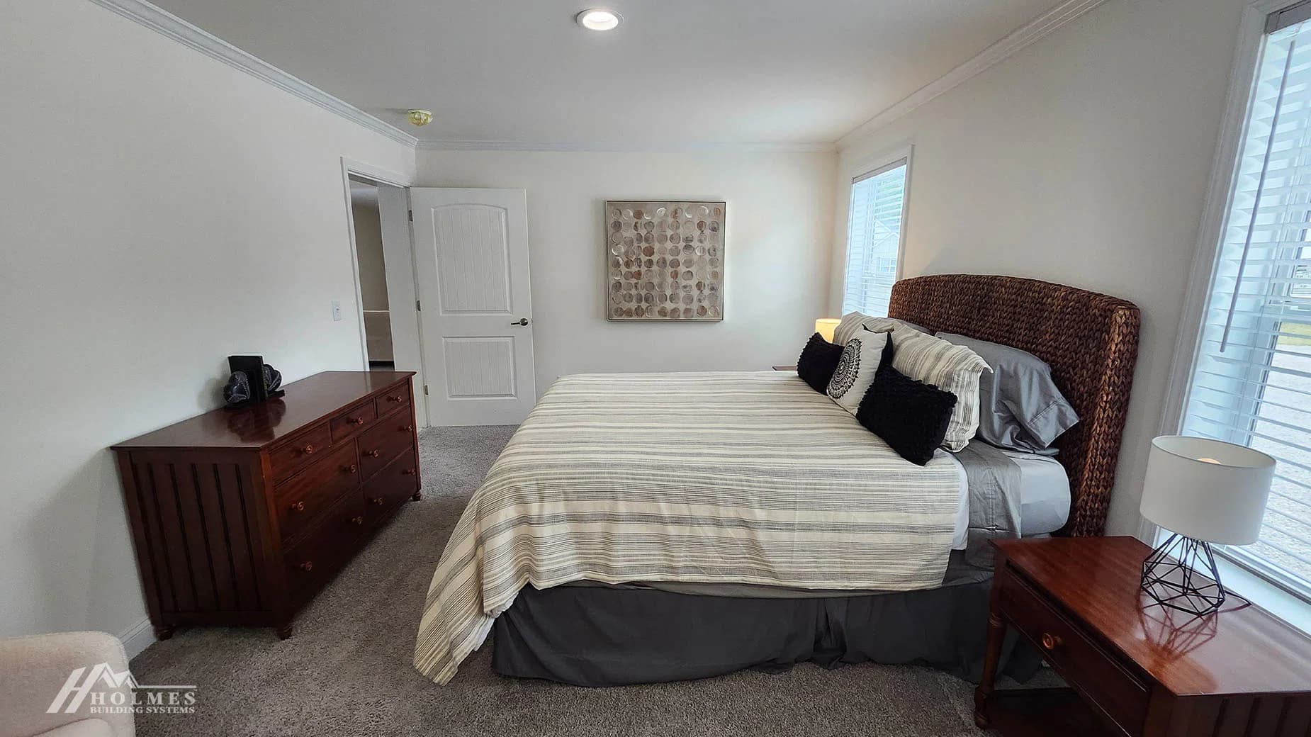 Birch iii bedroom home features