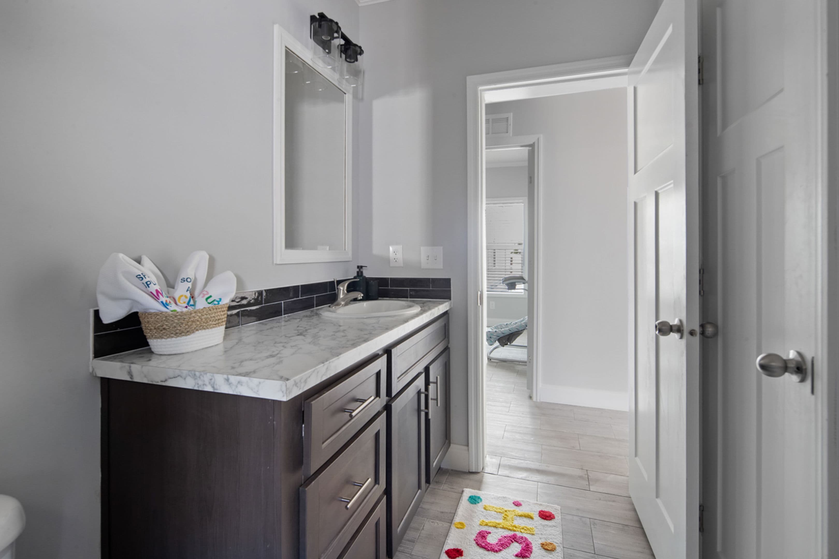 Destiny jones (inventory)  home features