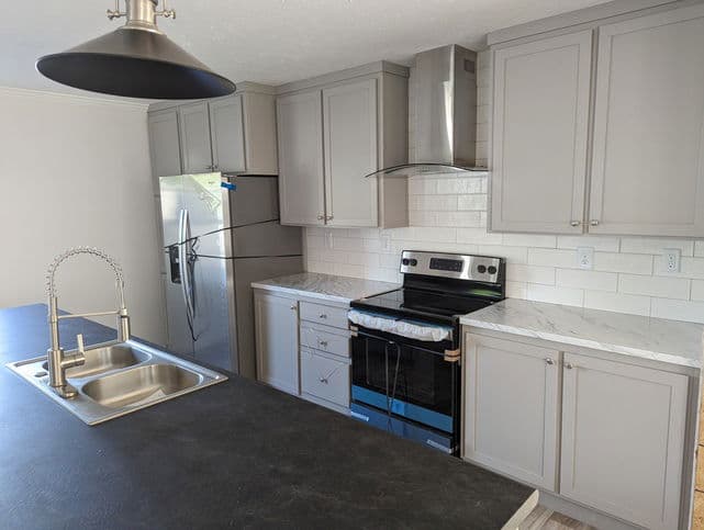 Atmos 28603n kitchen home features