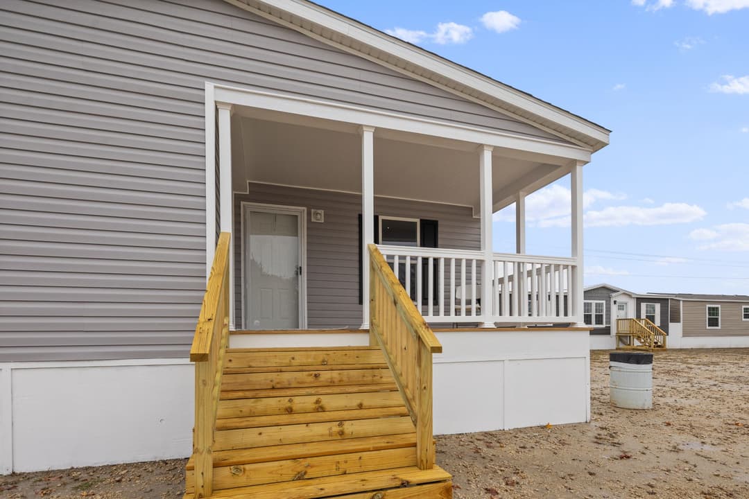 The porch model 3252 exterior home features