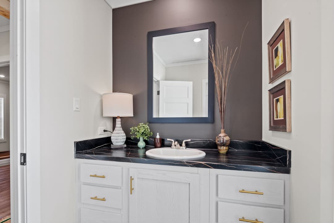 The twin creek interior and bathroom home features