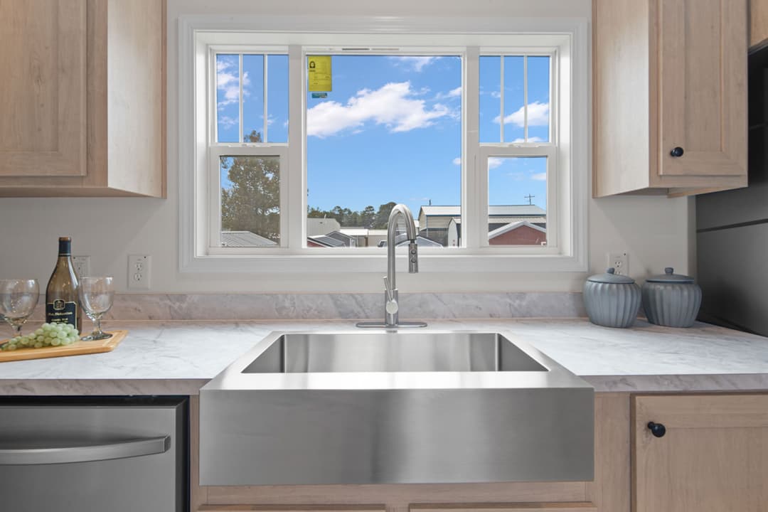 Pinehurst (inventory) interior and kitchen home features