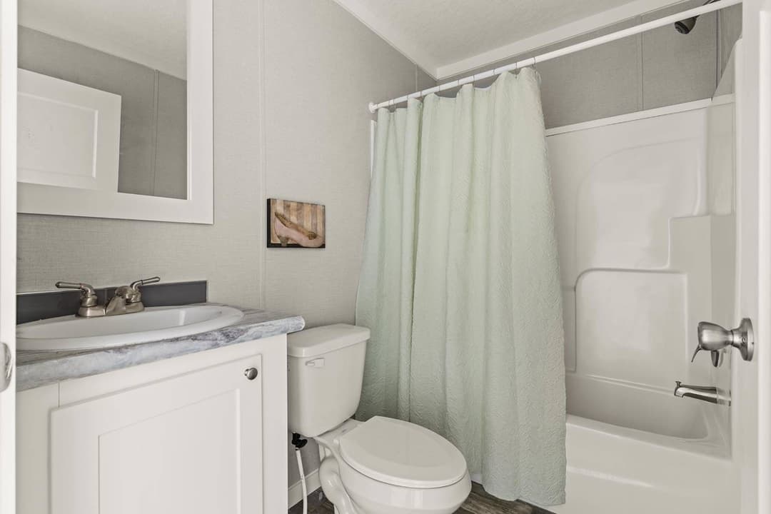 Grand slam 1676401 bathroom home features