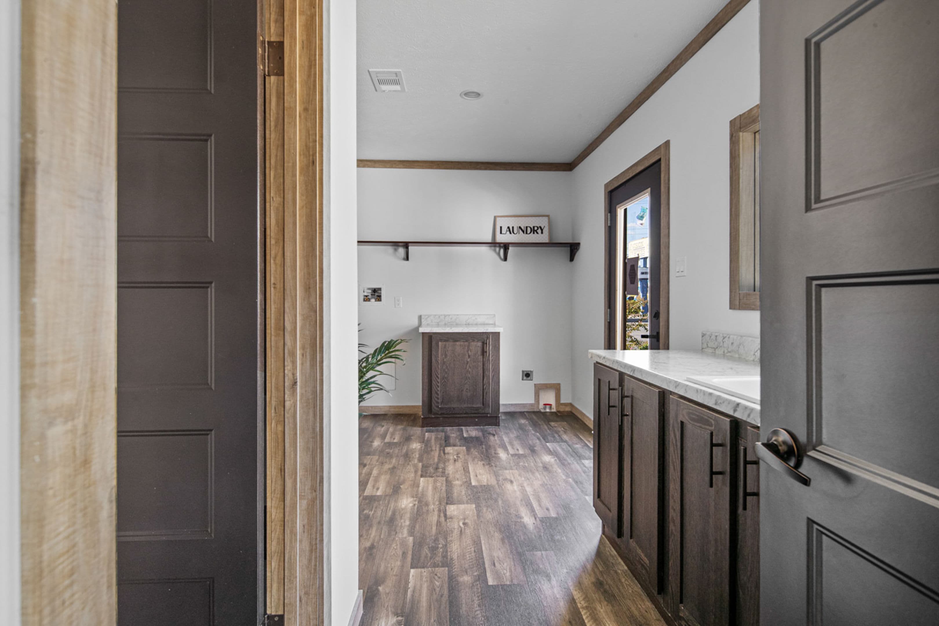 The delilah (inventory) interior home features