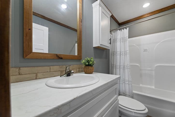 Reece 32663a bathroom home features