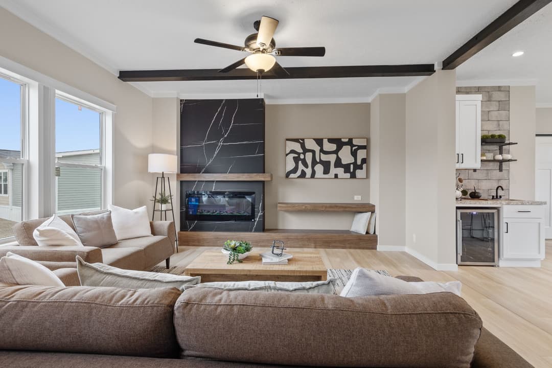 The altitude 2 interior home features