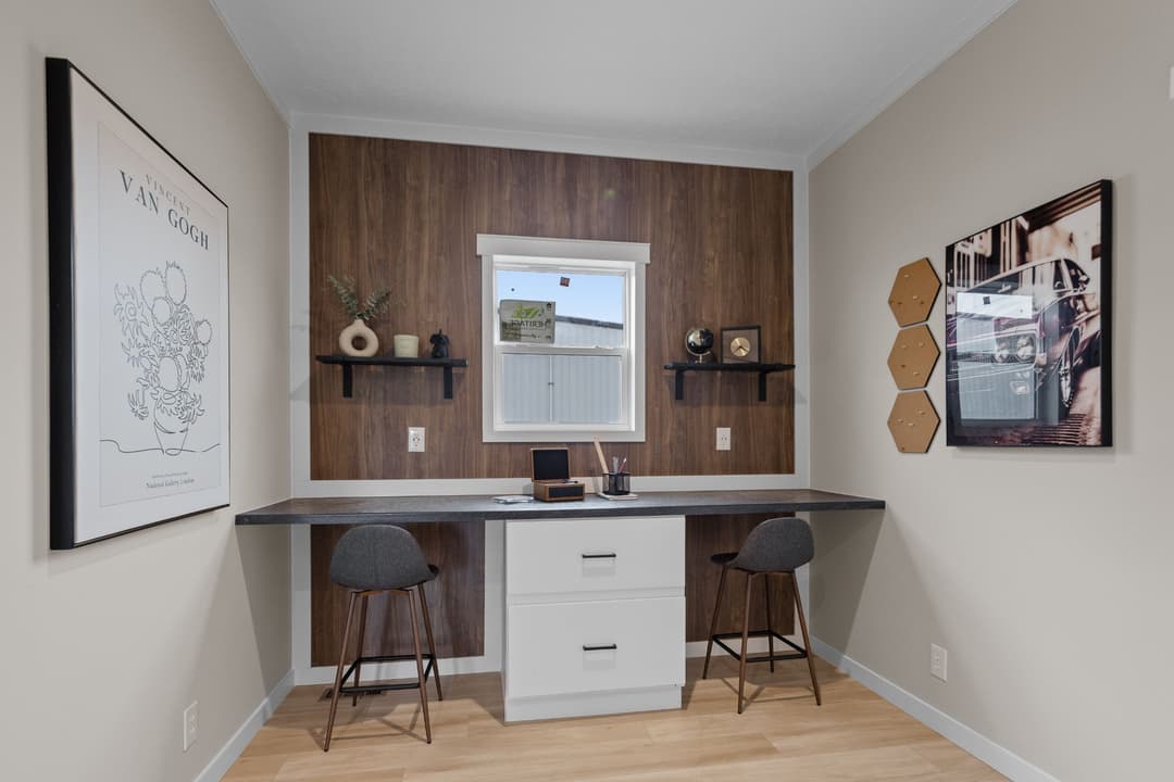 The altitude 2 interior home features