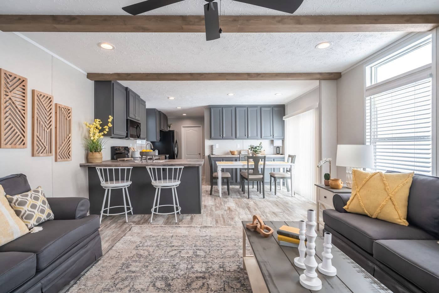 Anniversary choice interior home features