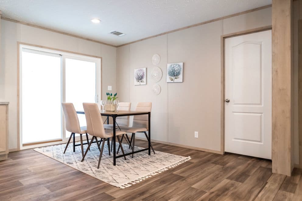 Desoto interior home features