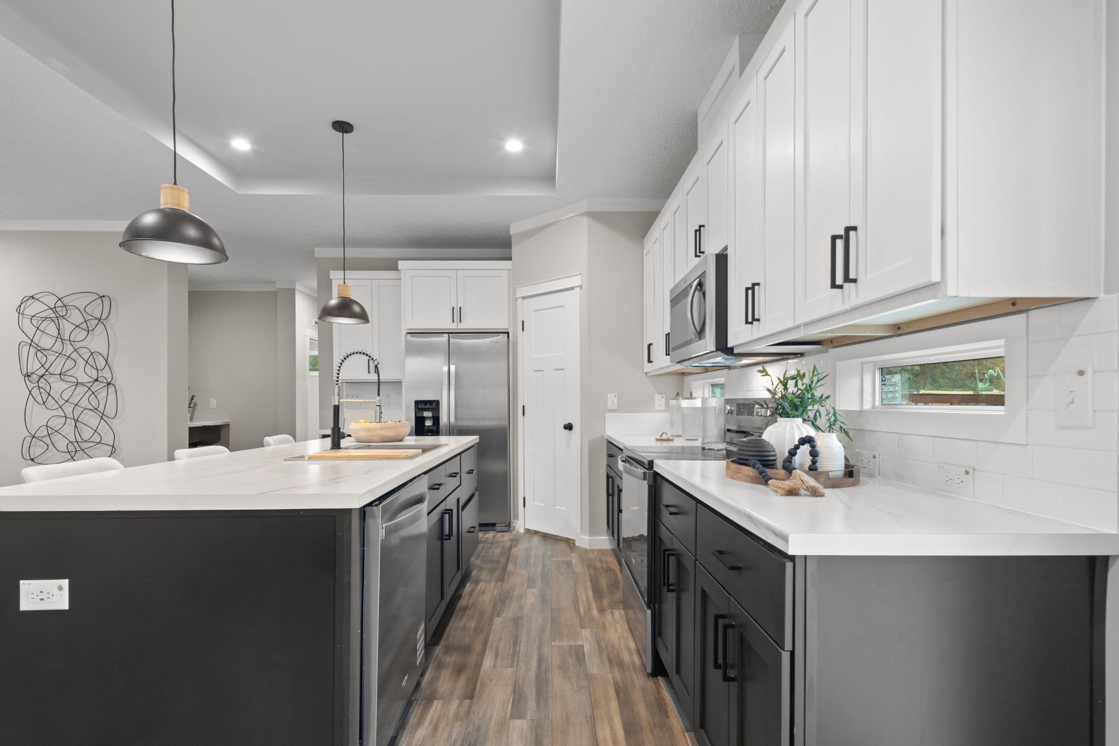 The altitude 1  home features