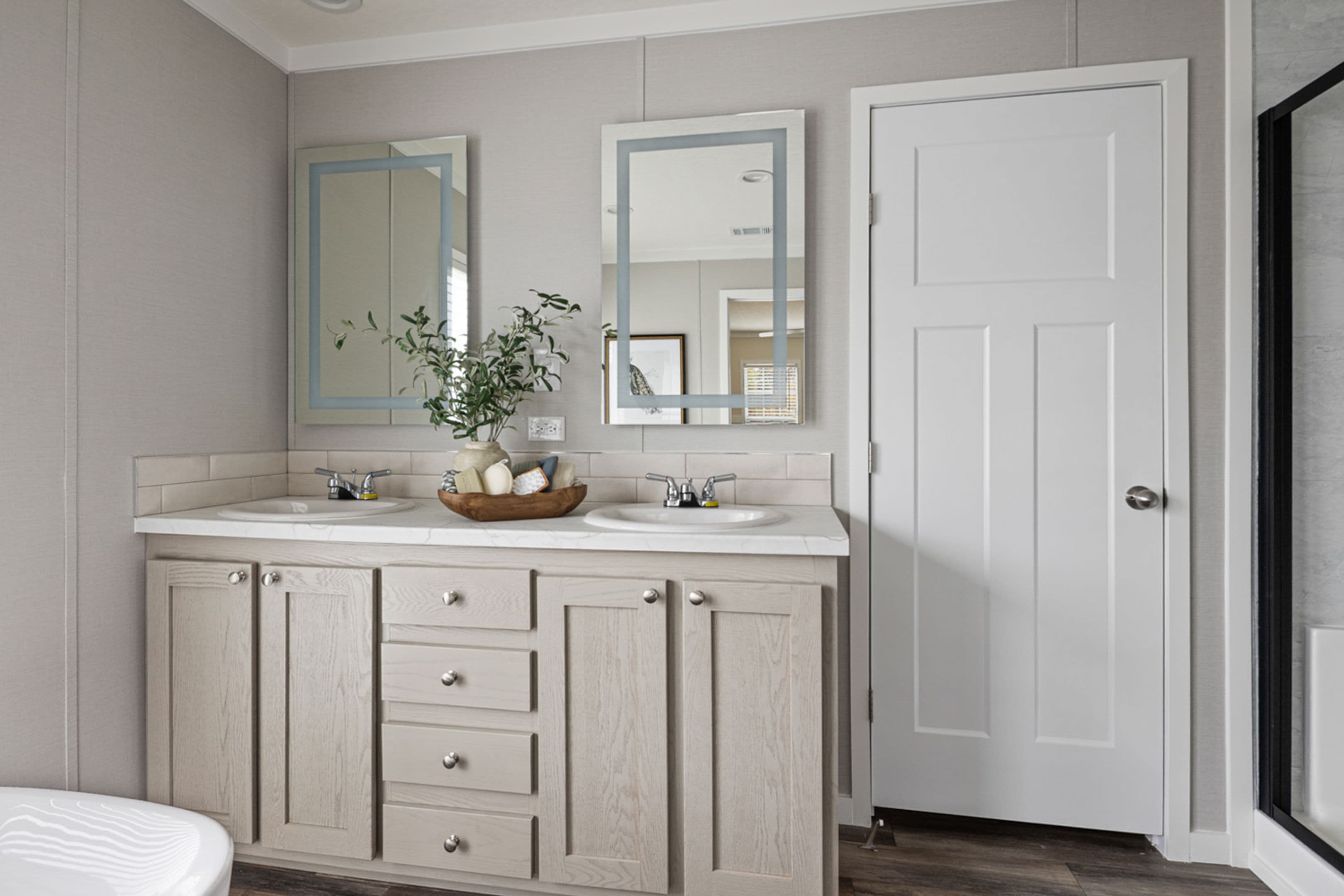 Justice - brave series  bathroom home features