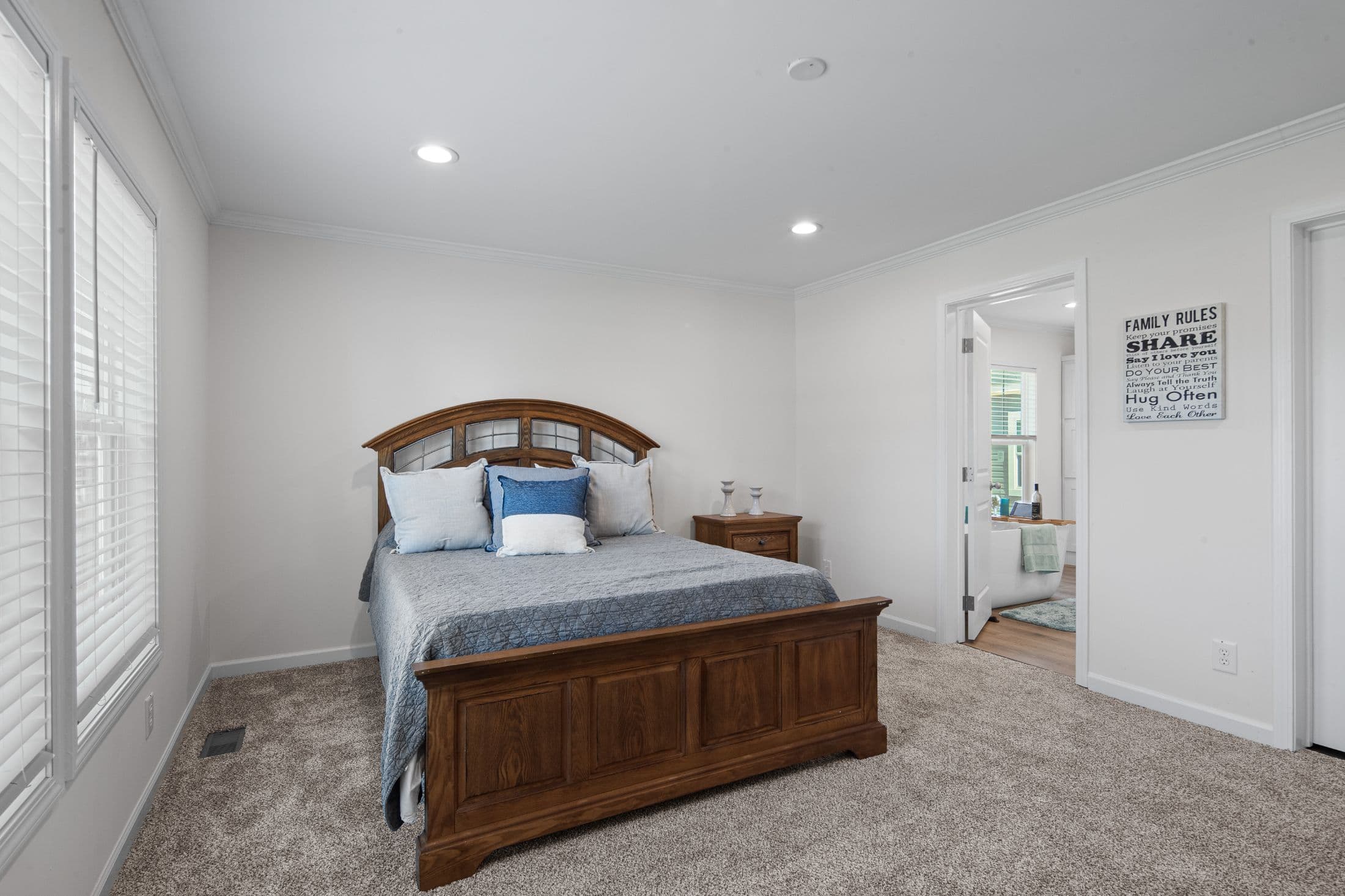 Birdie (inventory) bedroom home features