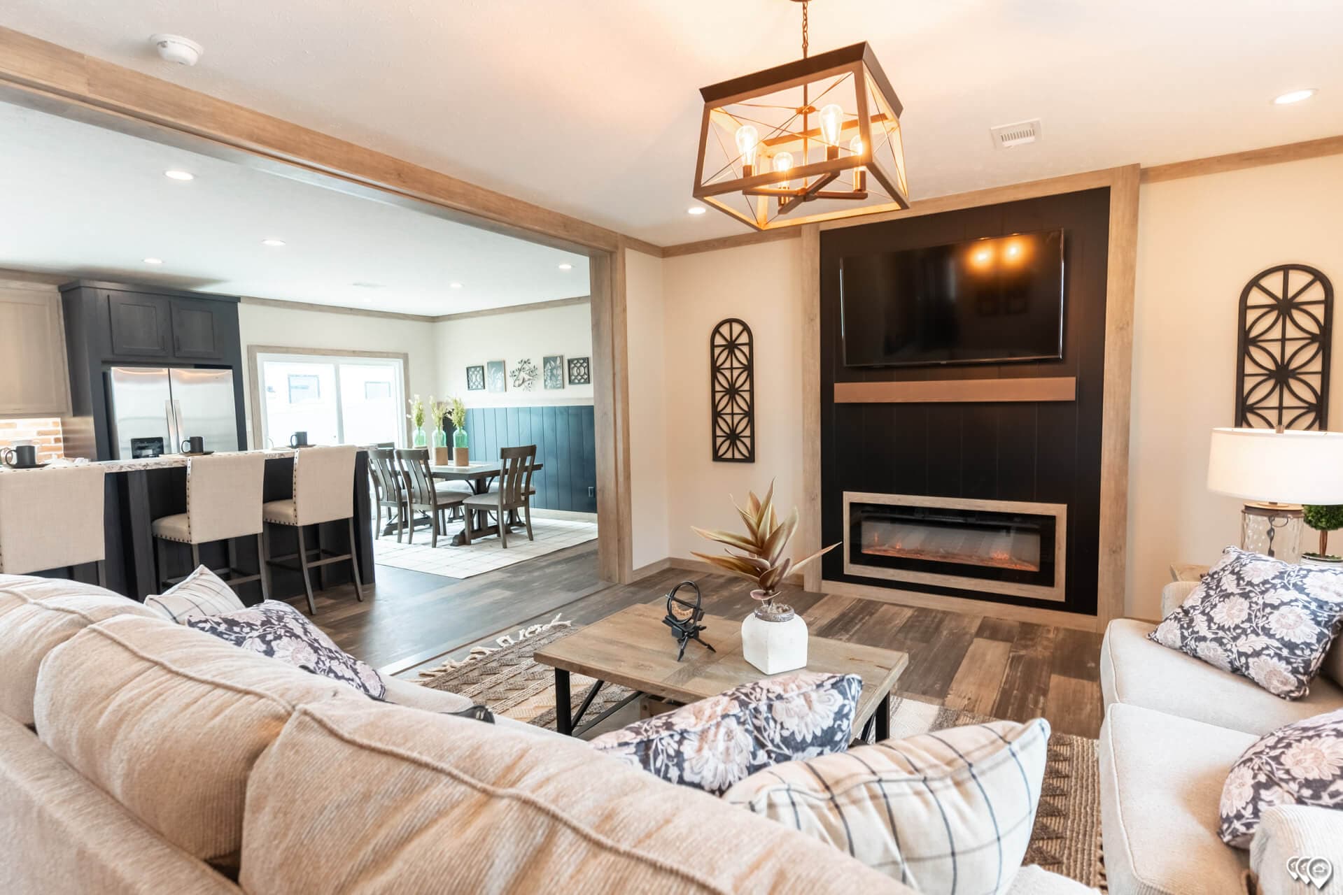 The shoal creek (inventory)  home features