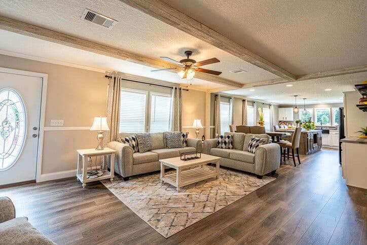 Isidro 32603c interior home features