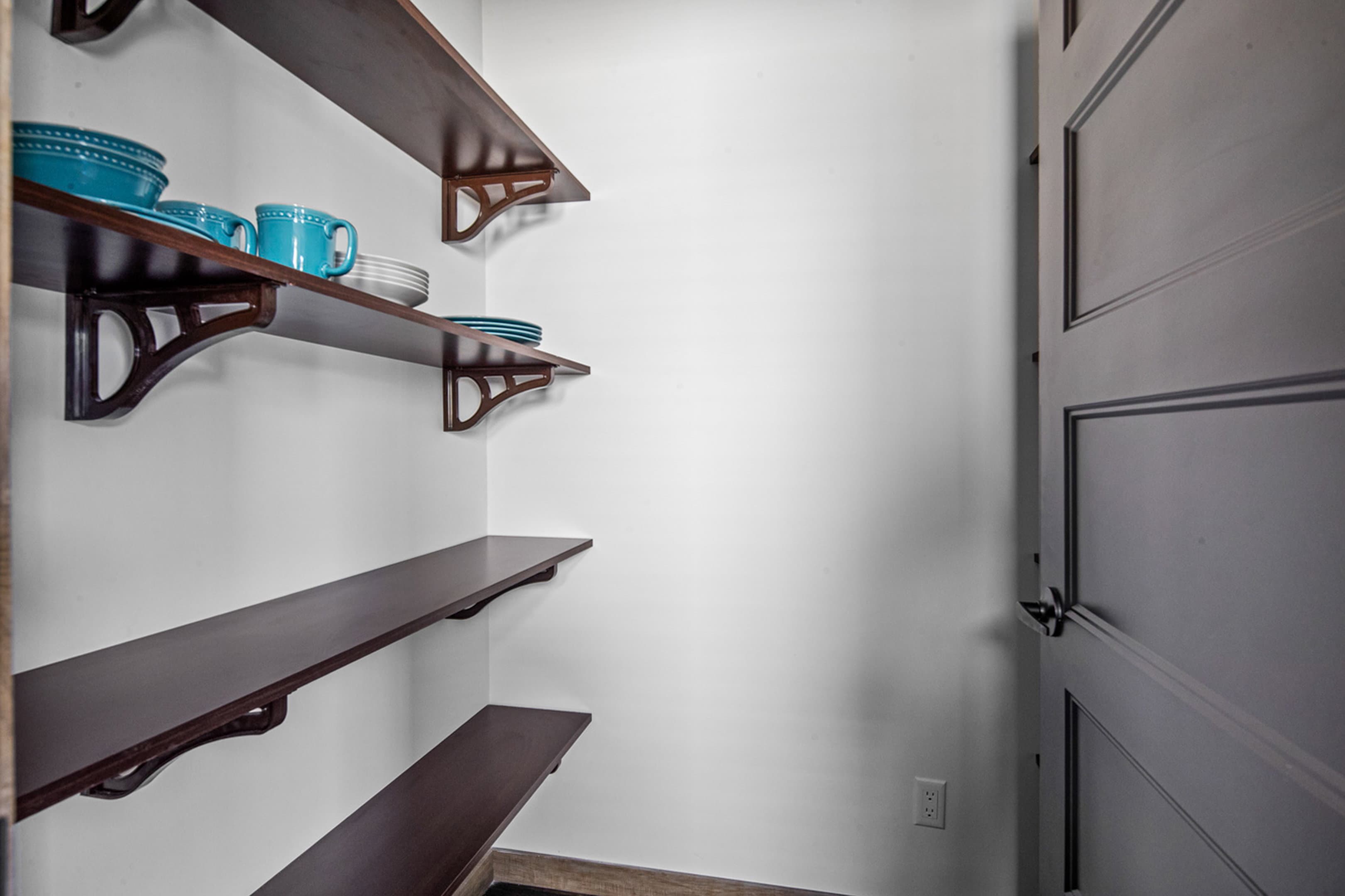 The delilah (inventory)  home features