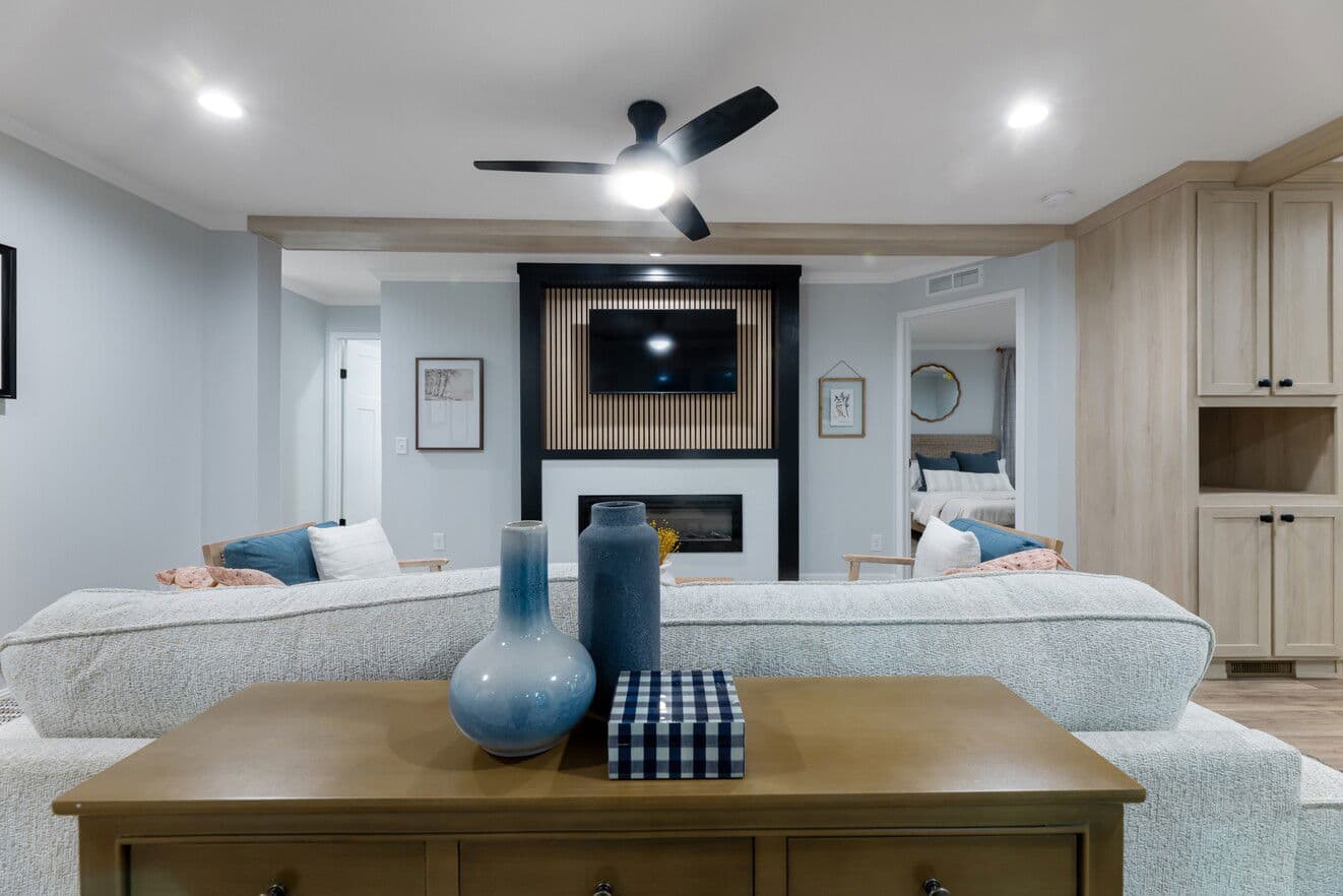 Pegasus 28483h interior home features