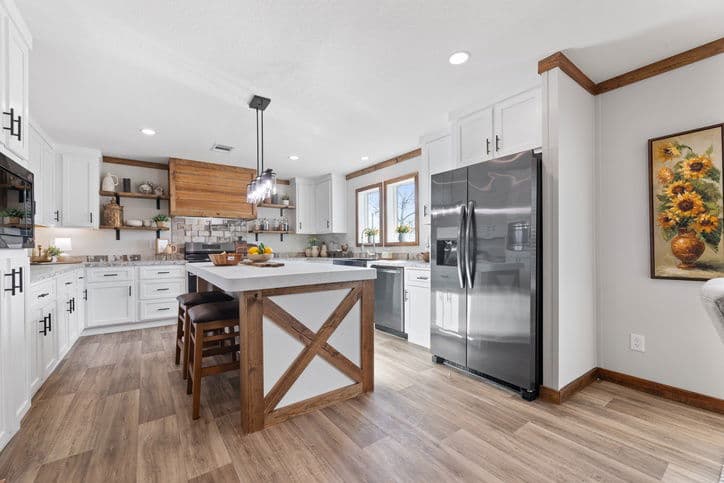 Reece 32663a kitchen home features