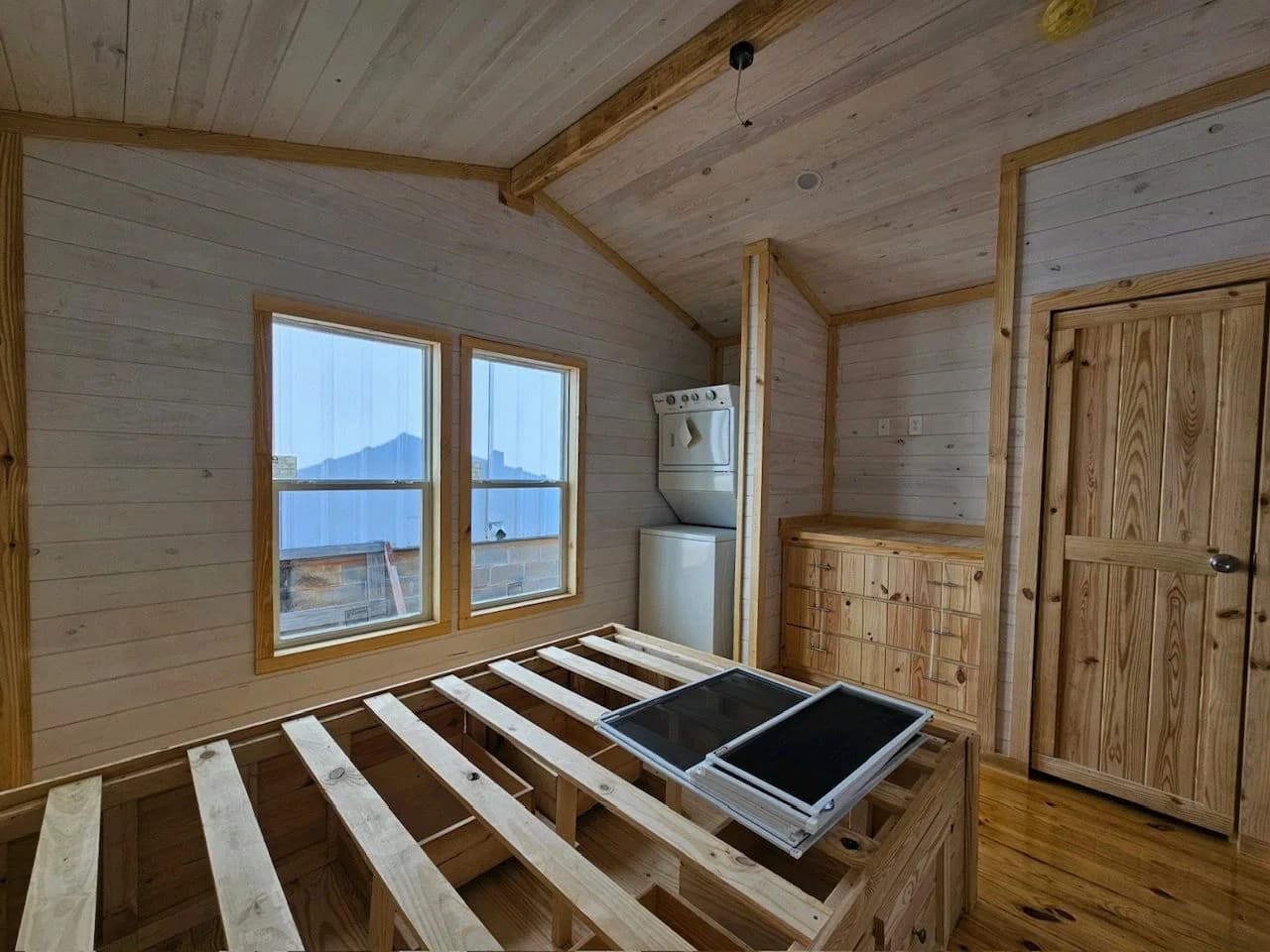 Starry skies | 4b 103 special bedroom home features
