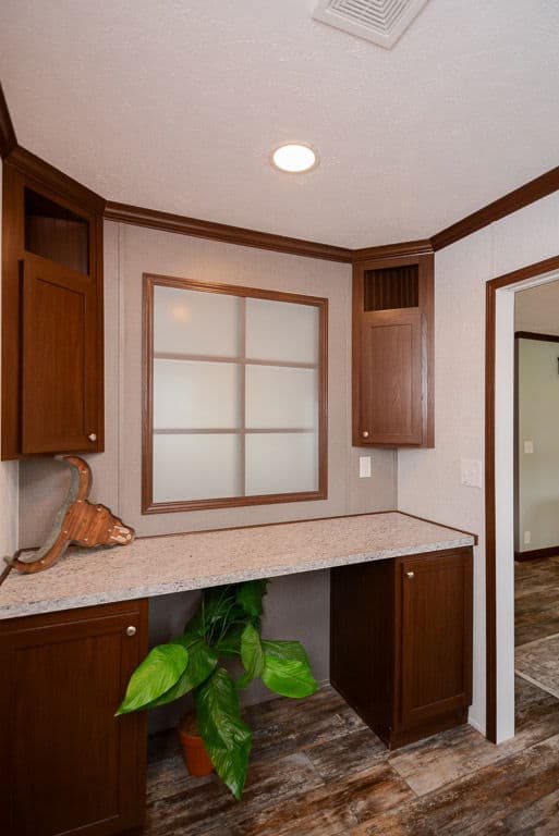 Velocity 28563k interior home features