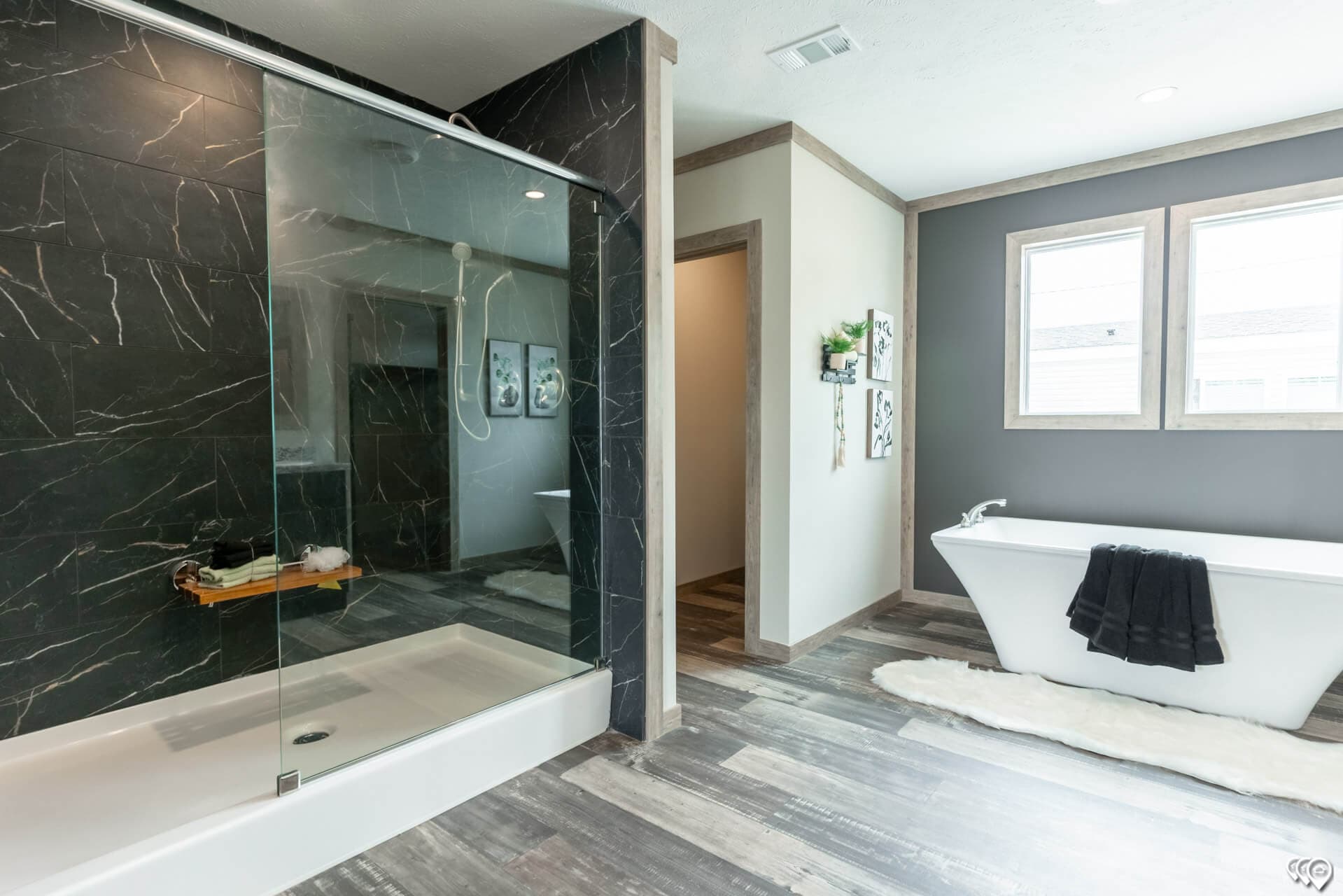 The shoal creek (inventory)  home features