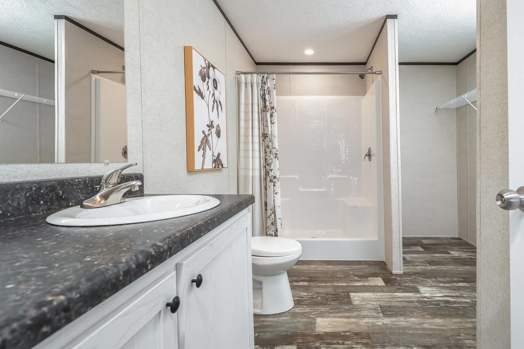 Churchill 2848 bathroom home features