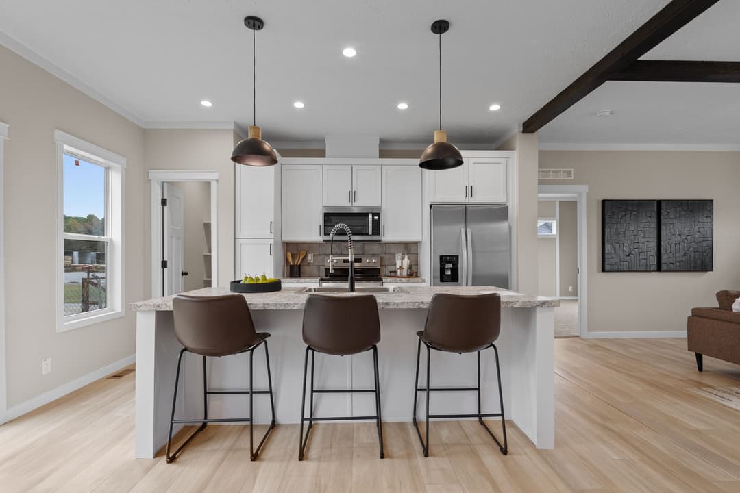 The altitude 2 kitchen home features