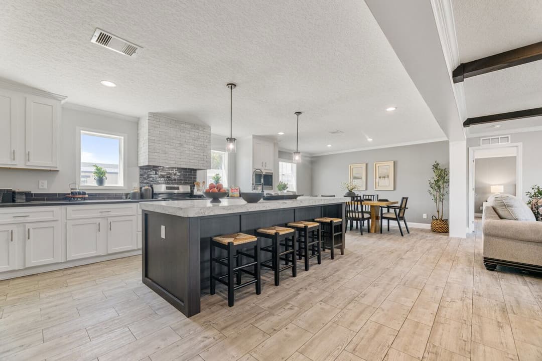 Jones 32764b kitchen home features