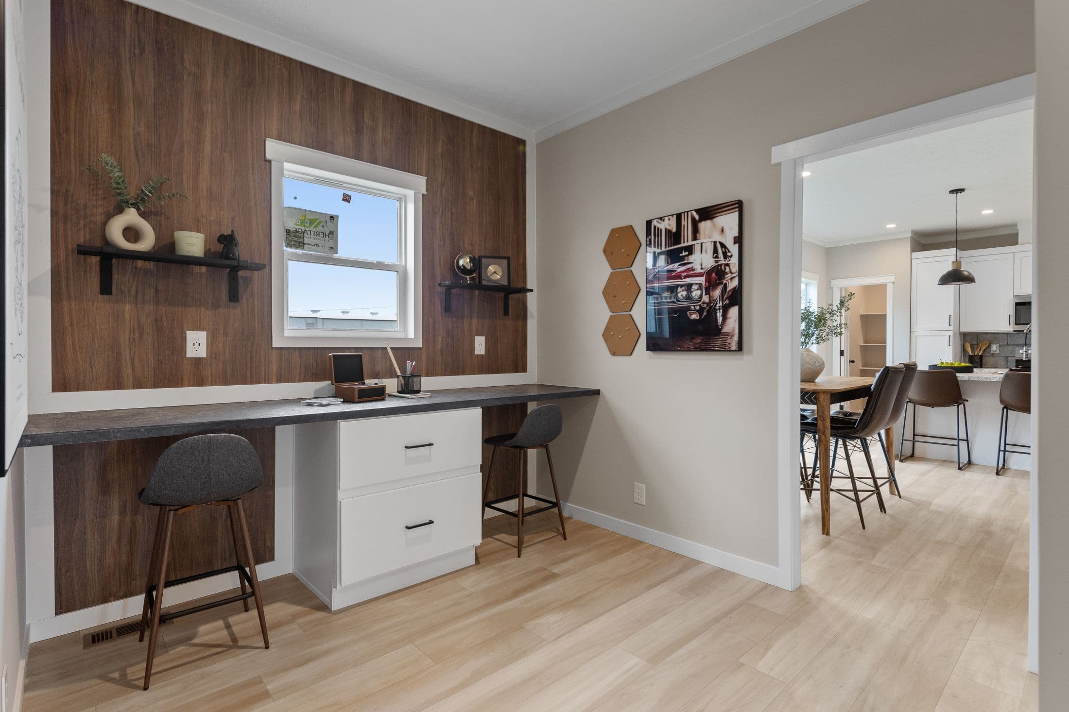 The altitude 2 interior home features