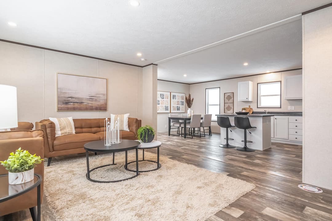 Churchill 2848 interior and hero home features