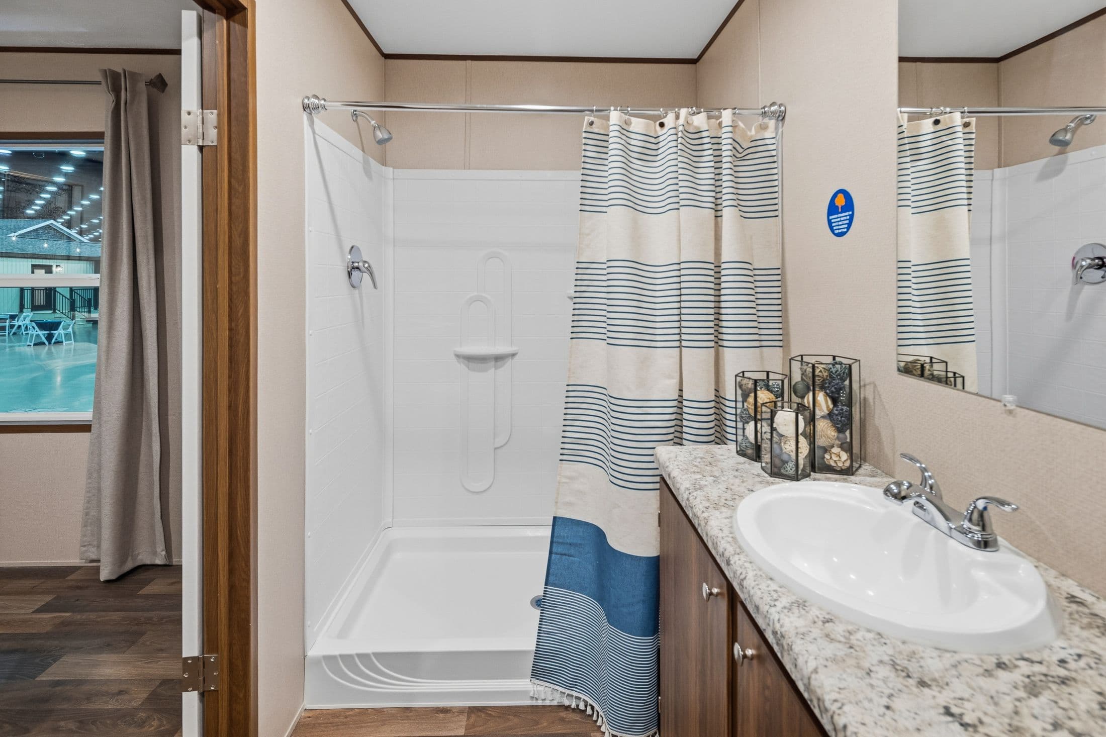 Aspen  home features