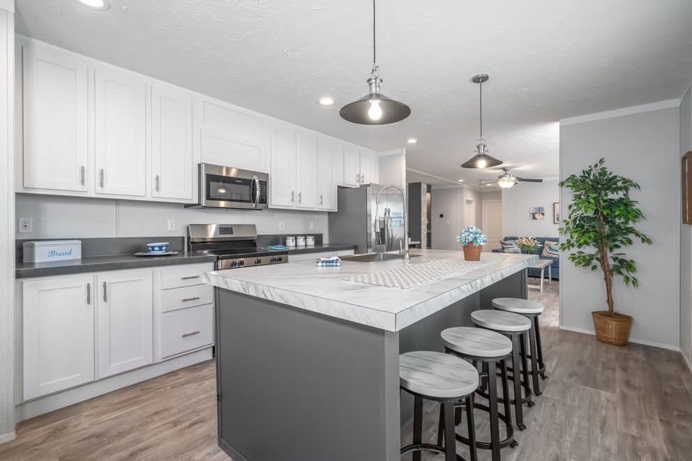 The fusion c kitchen home features