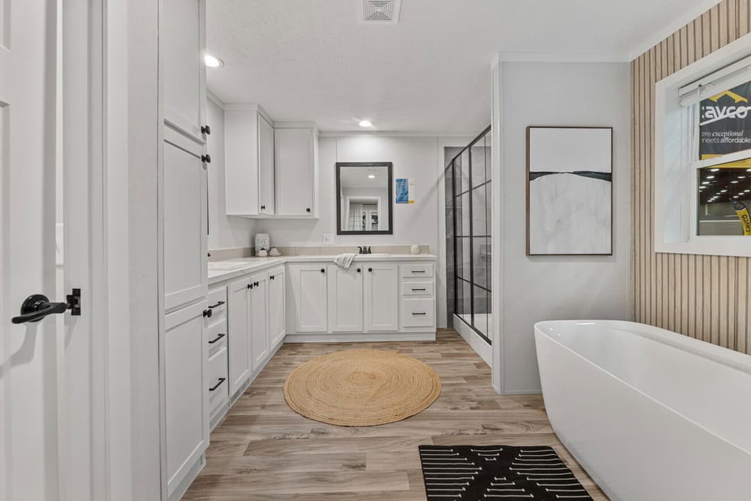 Vivid 28603n bathroom home features