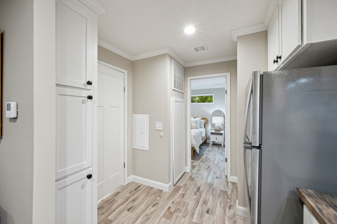 Blue ridge duplex kitchen home features