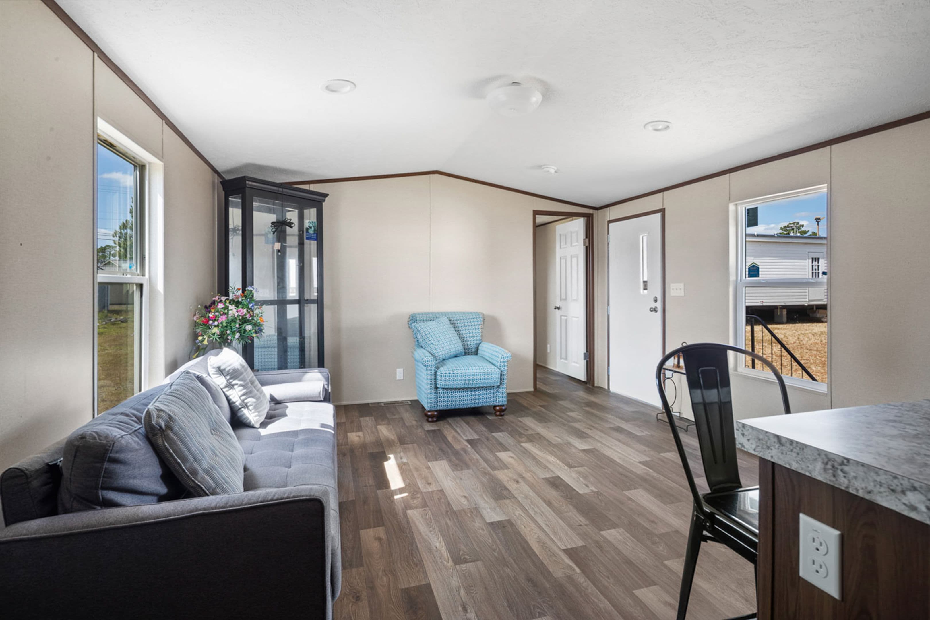 Bliss (inventory) interior home features