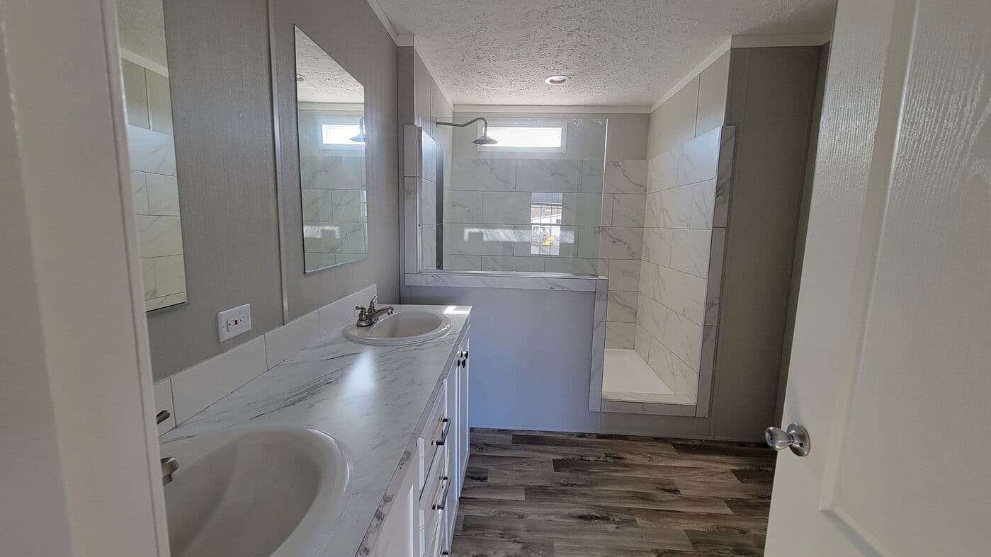  berkshire 28483p bathroom home features